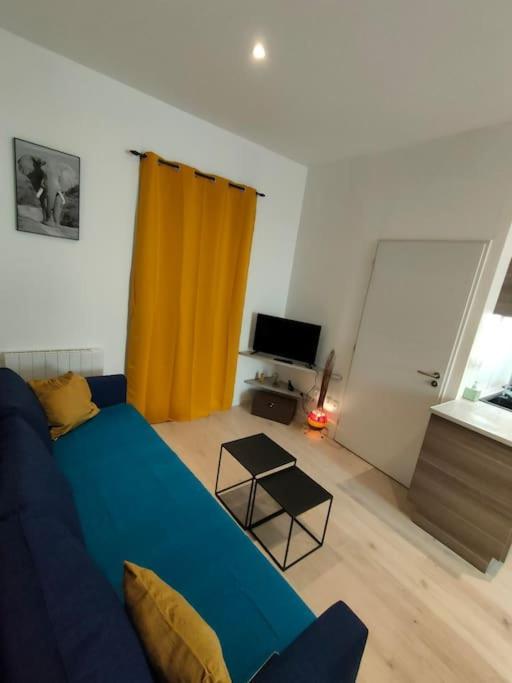 Patio Cosy Apartment Thizy-les-Bourgs Luaran gambar