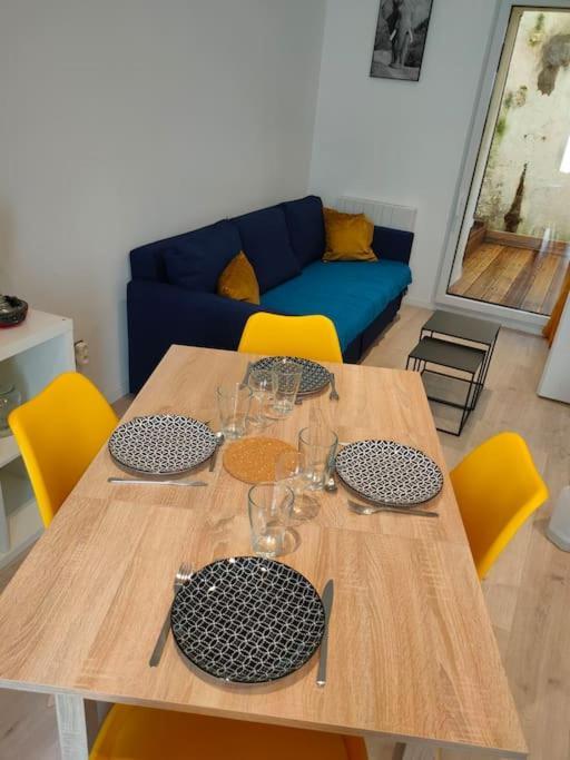 Patio Cosy Apartment Thizy-les-Bourgs Luaran gambar