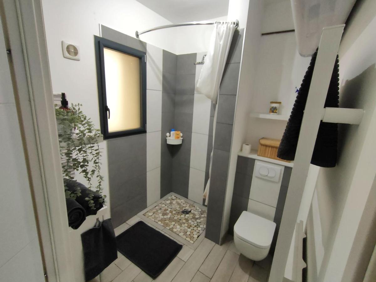 Patio Cosy Apartment Thizy-les-Bourgs Luaran gambar
